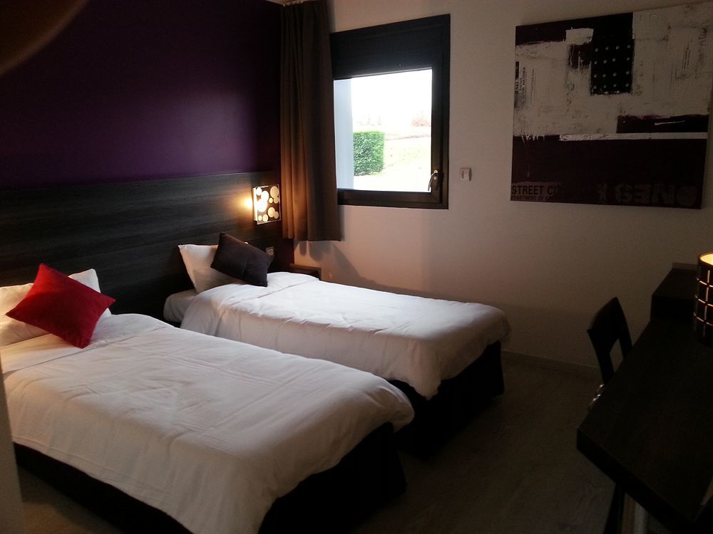 Hotel ibis Styles Rouen Val De Reuil Val-de-Reuil Exterior foto